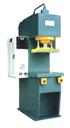 Y30-25單柱快速液壓機(jī)(油壓沖床)的產(chǎn)品特點(diǎn)與應(yīng)用